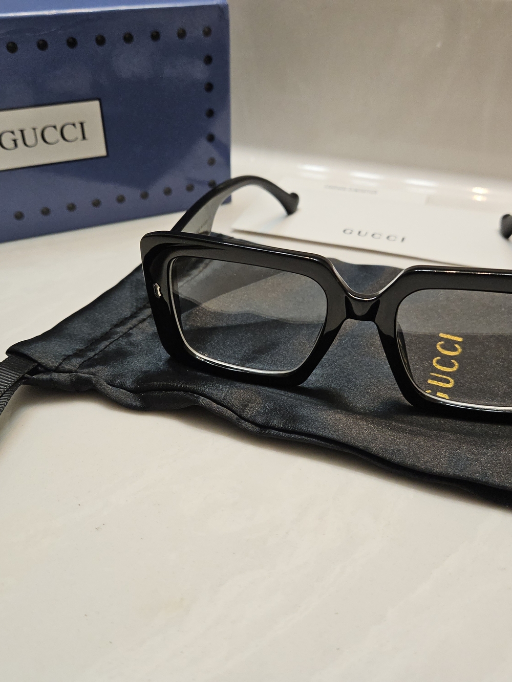 Gucci Black Square Optical Glasses with Red Velvet Case - Picture 13 of 13